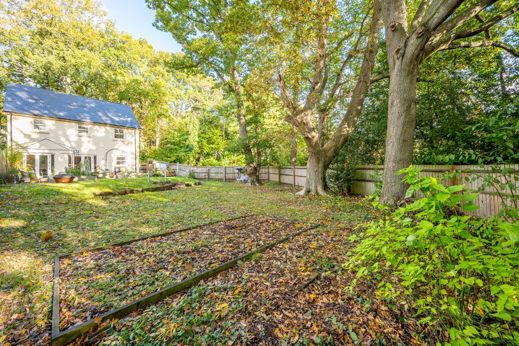 Rear Elevation and Garden- click for photo gallery